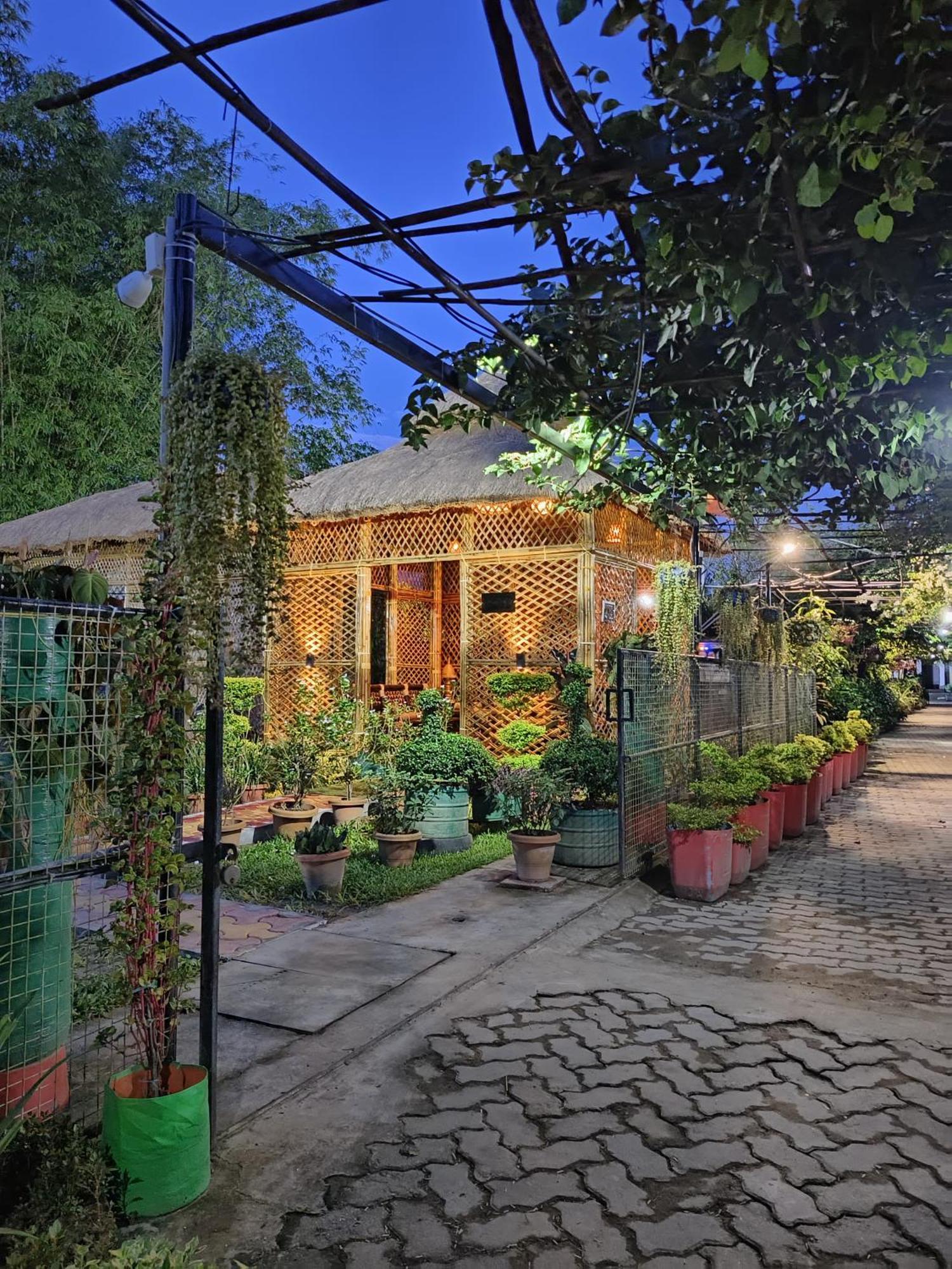 Jaanki Farms & Resorts Jorhāt エクステリア 写真