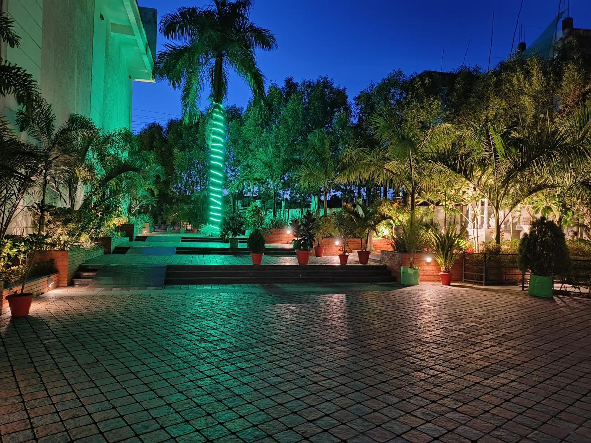 Jaanki Farms & Resorts Jorhāt エクステリア 写真