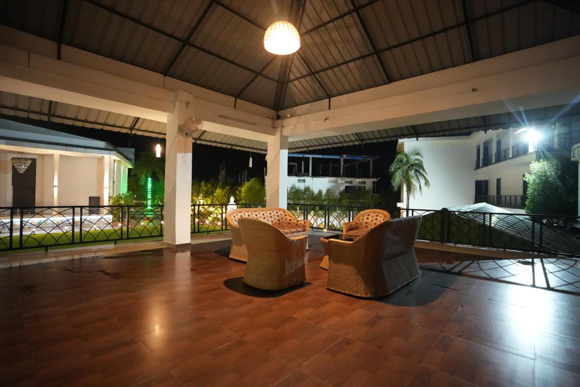Jaanki Farms & Resorts Jorhāt エクステリア 写真